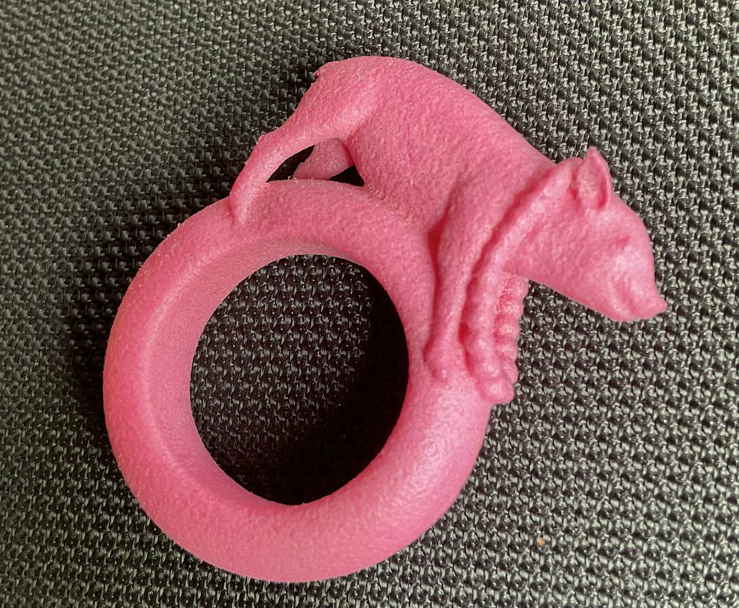 Ted Noten - Design dames Ring roze varkentje, Miss Piggy, kunststof kopen? Bied vanaf 95!