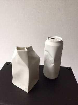 Rosenthal - Do not Litter Collection, Melkpakvaasje en Colablikje biscuit porselein kopen? Bied vanaf 55!