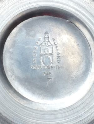 Niet of onleesbaar gesigneerd - Vintage tinnen vaasje van Metawa kopen? Bied vanaf 1!