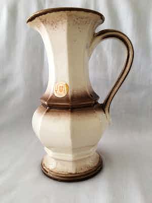 Ü-Keramik - Ueberlacker kan verkocht voor € 10!