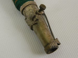 Curiosa - Jagershoedspeld / broche van wildzwijn haar met afbeelding van korhoen. kopen? Bied vanaf 1!