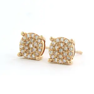 14k rosé gouden oorknoppen bezet met briljant geslepen diamant 0.20ct kopen? Bied vanaf 300!