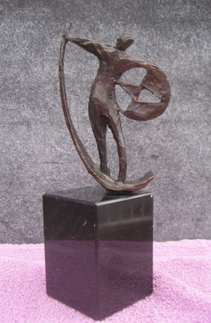 Bernadette Leijdekkers - Abstract bronzen beeld kopen? Bied vanaf 45!