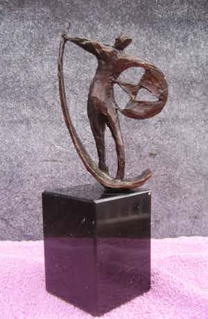 Bernadette Leijdekkers - Abstract bronzen beeld verkocht voor € 45!