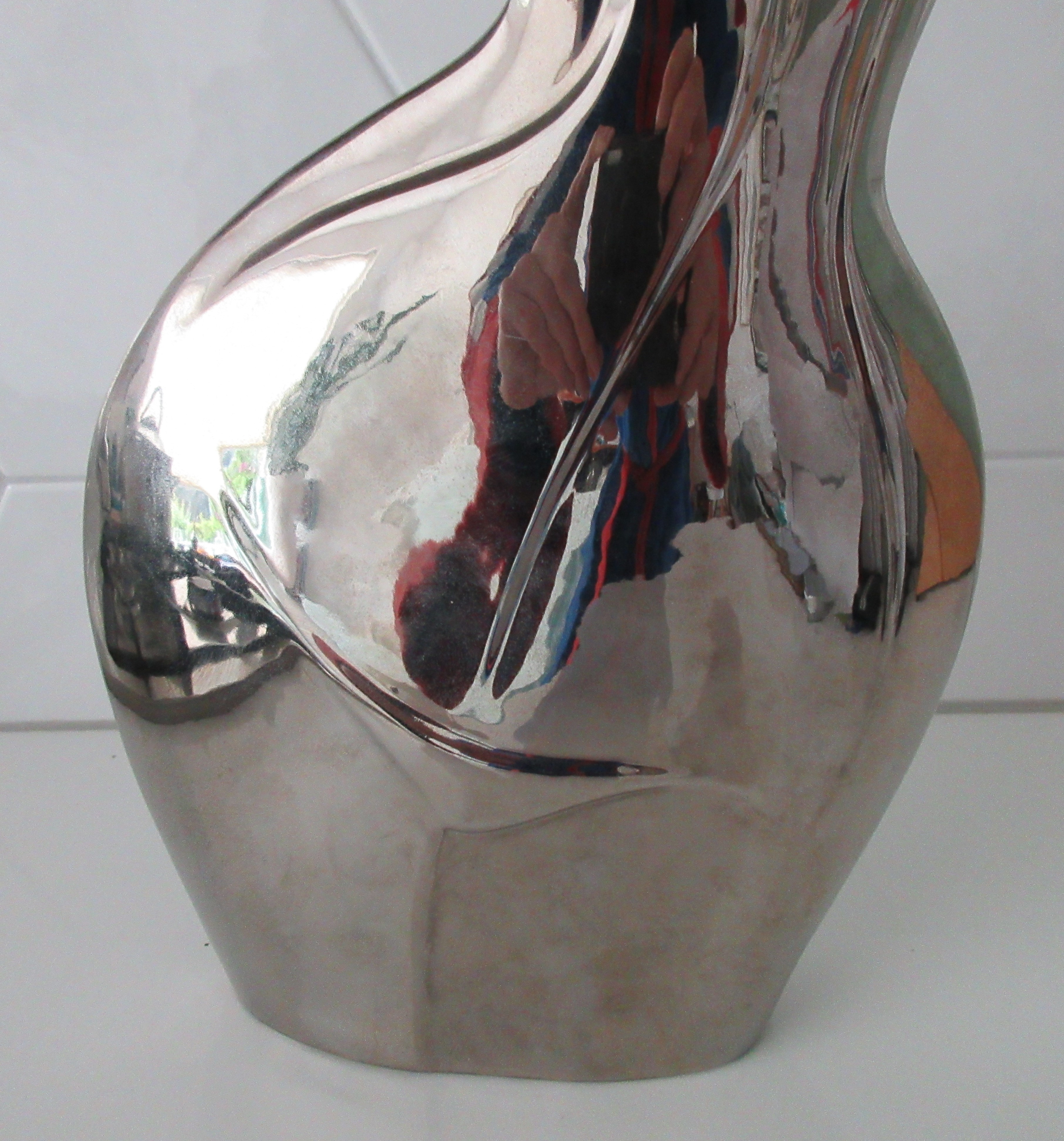 Niet of onleesbaar gesigneerd - Gestileerde platina porseleinen plastiek van een vogel kopen? Bied vanaf 1!