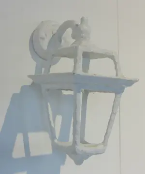 Michel Kourline - Gemengde techniek, White chair kopen? Bied vanaf 150!