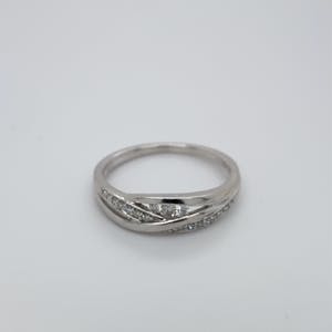 18kt witgouden ring met  diamant mt 55/18 - 2,69gr kopen? Bied vanaf 170!