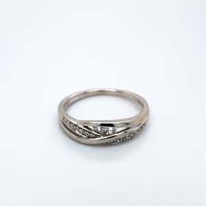 18kt witgouden ring met  diamant mt 55/18 - 2,69gr verkocht voor € 170!