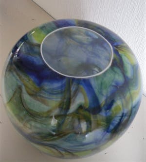 Niet of onleesbaar gesigneerd - Handgeblazen vaas kopen? Bied vanaf 1!