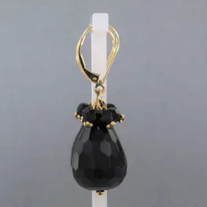 BWG gele oorhangers bezet met granaat kopen? Bied vanaf 280!