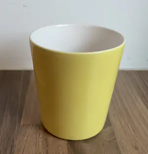 Willem Hendrik de Vries - Fris Edam - Vijf vintage aardewerken melk of koffiebekers kopen? Bied vanaf 35!