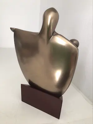 Janneke Ros - Beeld “ MOEDERLIEFDE “ . Gesigneerd kopen? Bied vanaf 1!