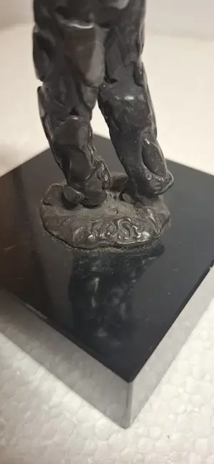 Frank Rosen - Dit is een bronzen beeldje van Frank Rosen een man met een camera kopen? Bied vanaf 75!
