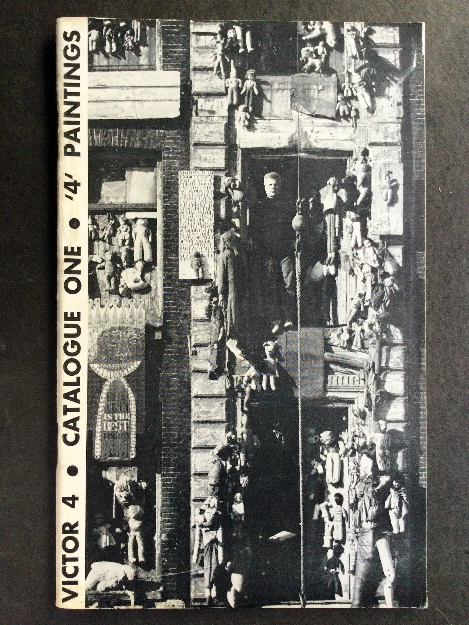 Viktor IV - Allereerste catalogus 1965 met fotokaart verkocht voor € 110!