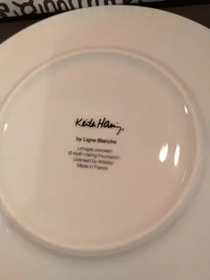 Keith Haring - Handgeschilderd porseleinen verzamelbord wit/goud (Limited Edition) kopen? Bied vanaf 150!