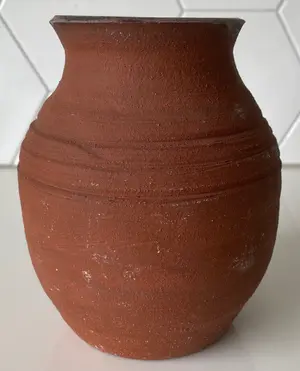 Niet of onleesbaar gesigneerd - Studio Keramisch vaasje kopen? Bied vanaf 1!