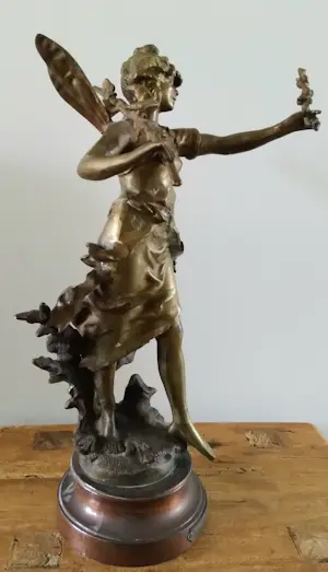 Brons (Onbekend) - groot beeld naar Louis Moreau (1855 - 1919) 'Nymphe des Bois' kopen? Bied vanaf 189!