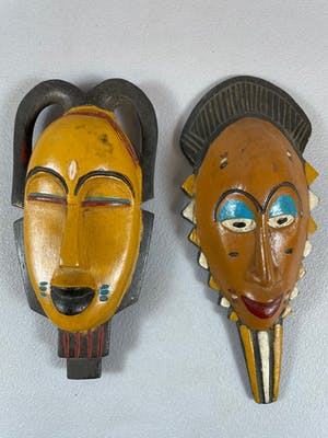 Yoruba - 2 African Yoruba passport masks - Nigeria. kopen? Bied vanaf 10!