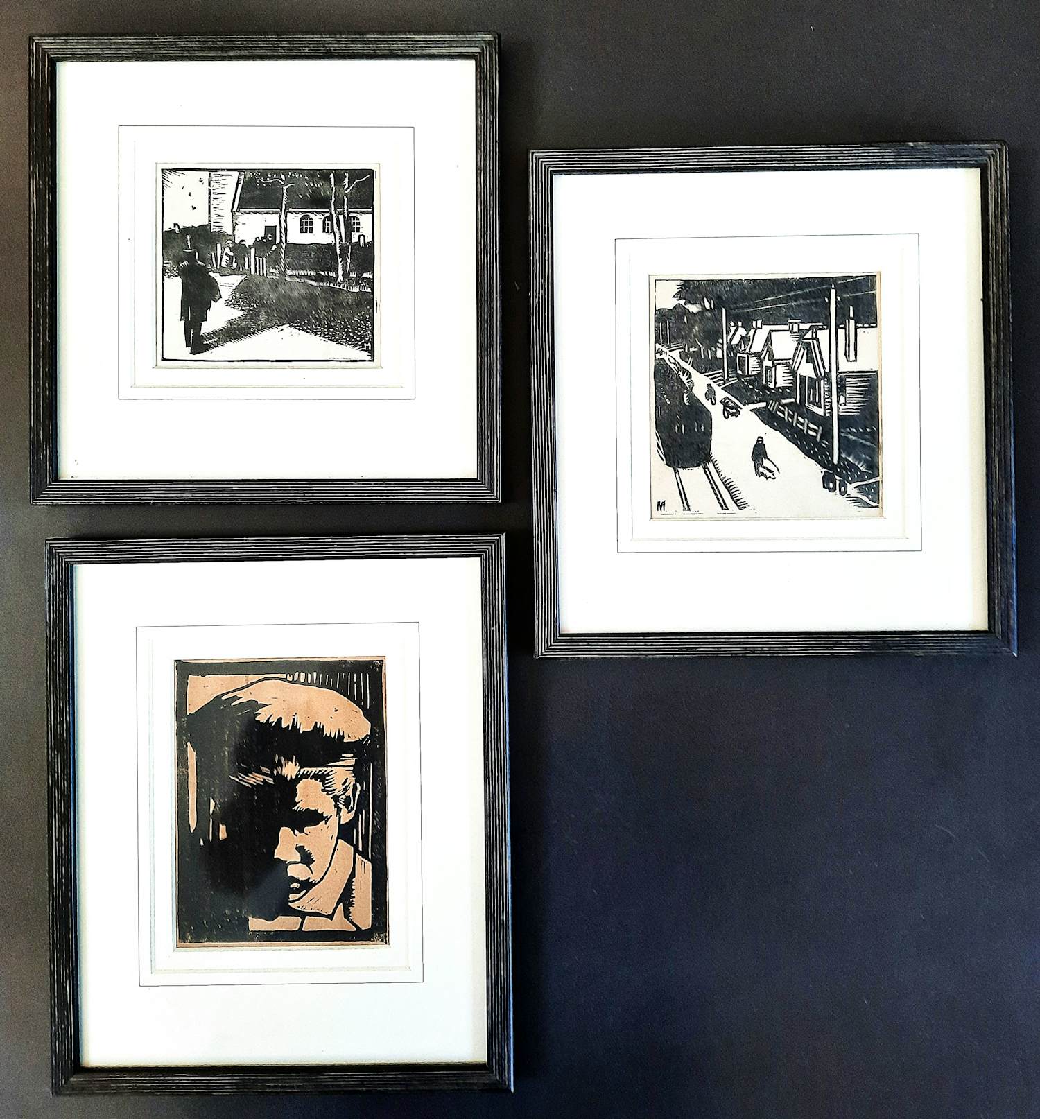 Buy Johannes Mulders - Drie lino/houtsneden in expressieve stijl? Bid from 45!