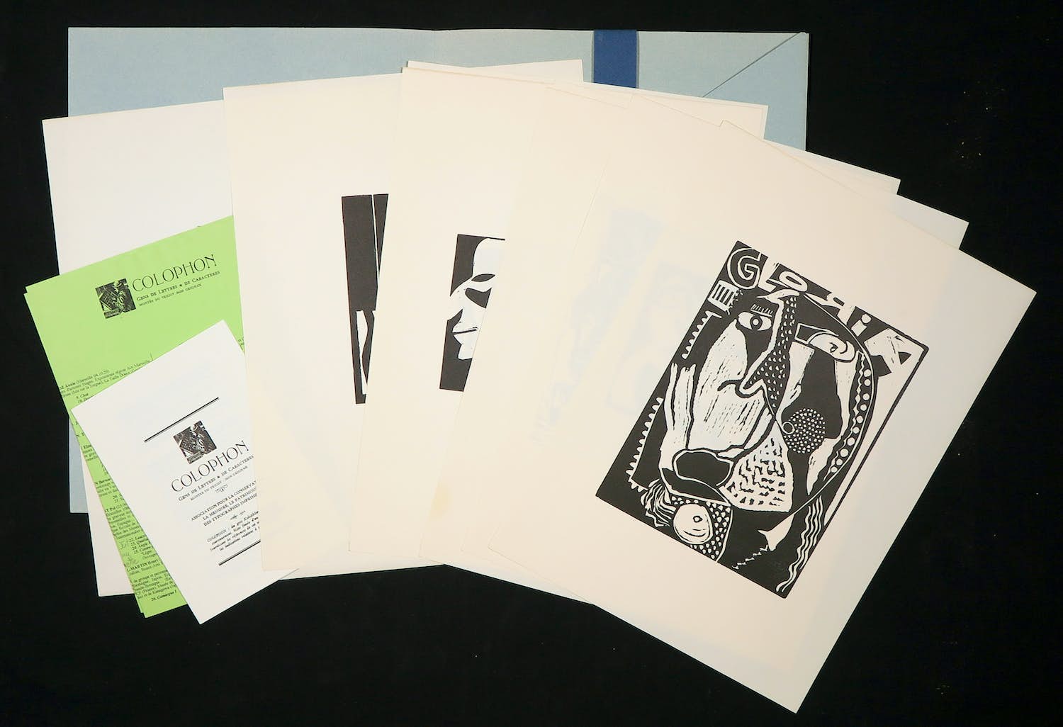 Niet of onleesbaar gesigneerd - Portfoliomap met 8 linoleumsnedes kopen? Bied vanaf 1!