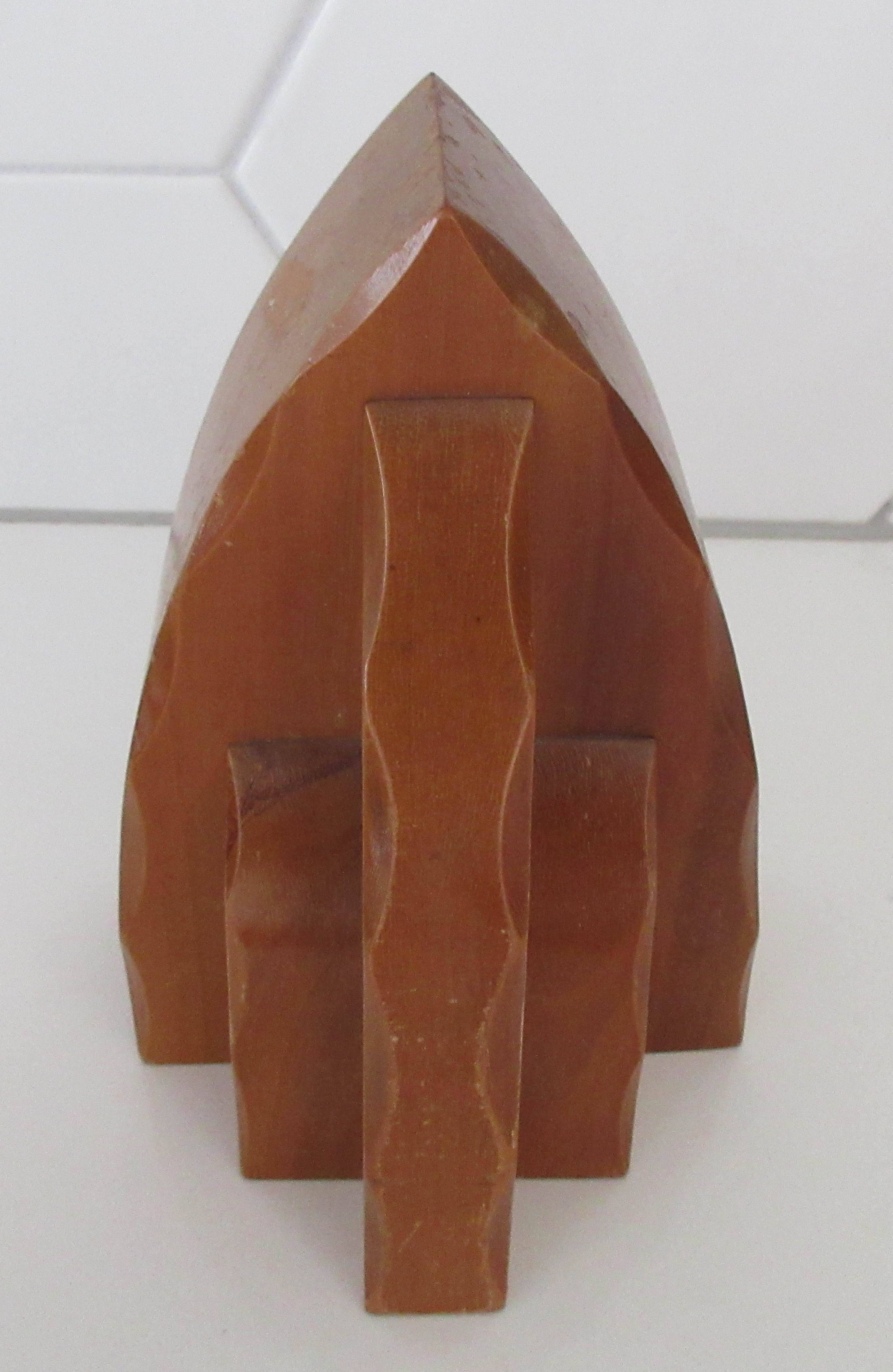 Niet of onleesbaar gesigneerd - Twee art deco houten boekensteunen, Amsterdamse school  kopen? Bied vanaf 1!