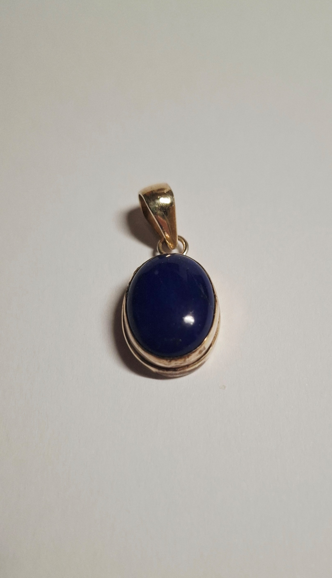 Nieuwstaat Diepblauwe hanger met lapis lazuli, kopen? Bied vanaf 45!