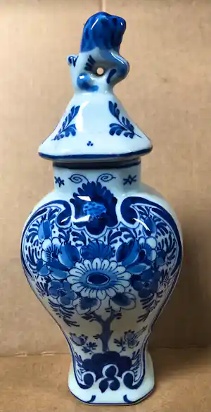 Porceleyne Fles - Royal Delft Dekselvaas 1974 kaufen? Bieten Sie von 75!