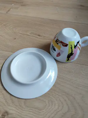 illy Art Collection - illy art collection pedro almodovar cappuccno BAR cup kopen? Bied vanaf 40!