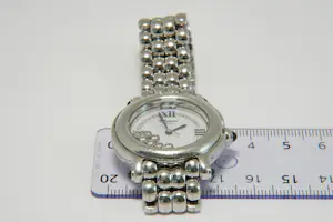 Acheter58 - Stainless Steel ladies Chopard Happy Sport polshorloge met diamant? Enchérissez de 1900!