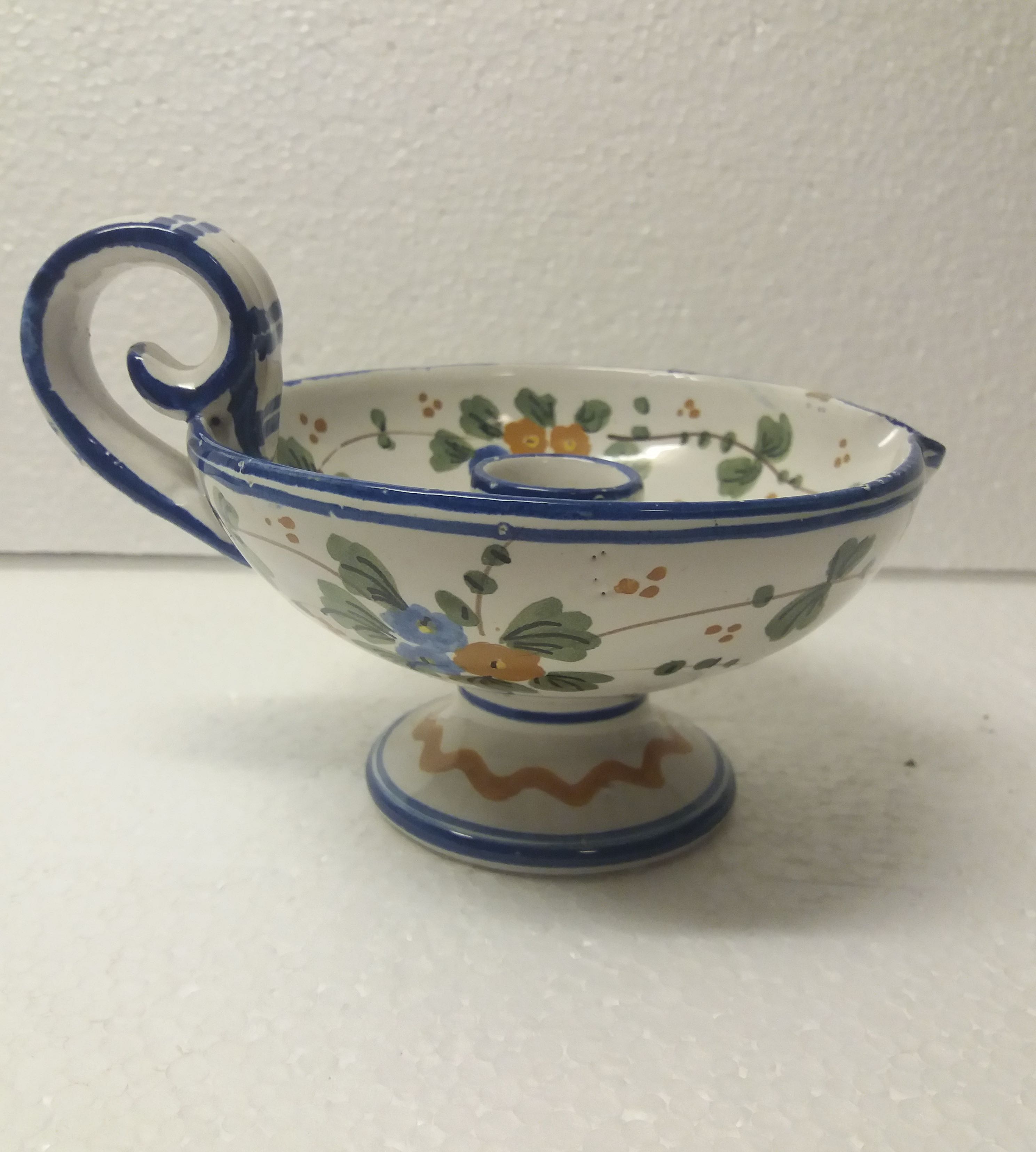 Niet of onleesbaar gesigneerd - Vintage keramische kandelaar houder Castein verkocht voor € 1!