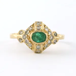18k gouden ring bezet met smaragd en briljant geslepen diamant tot. 0.18ct kopen? Bied vanaf 220!