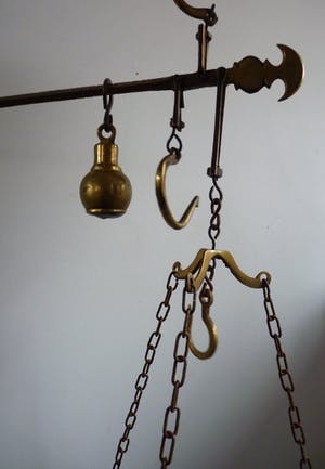 Curiosa - Koperen hangweegschaal kopen? Bied vanaf 1!