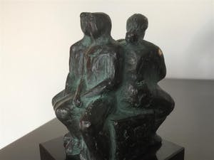 Karin Beek - Gezamenlijk op een bank kopen? Bied vanaf 59!