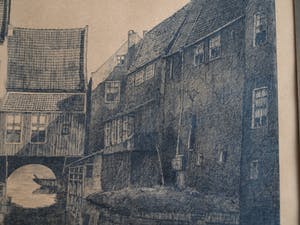 Niet of onleesbaar gesigneerd - Pentekening , “Achtergevels bocht te Enkhuizen” kopen? Bied vanaf 10!