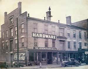 Niet of onleesbaar gesigneerd - Vintage Foto uit de metro in New York verkocht voor € 10!