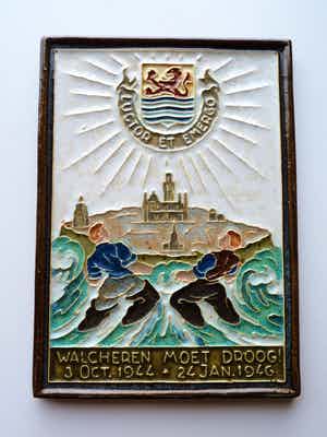 Porceleyne Fles - Oorlog en verzet serie. Walcheren. verkocht voor € 40!