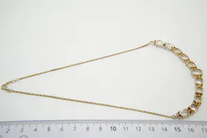 53 - Klassiek 14Krt geel gouden flexibel halssieraad met maan- en rode stenen kopen? Bied vanaf 570!