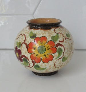 Plateelbakkerij Zenith - Klein platelen Bolvaasje decor Bloesem kopen? Bied vanaf 10!