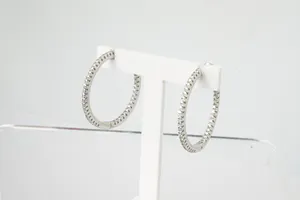 Exclusief paar massief 14 Krt witgoud & diamanten oorstekers - 0.80ct E/VS kopen? Bied vanaf 580!