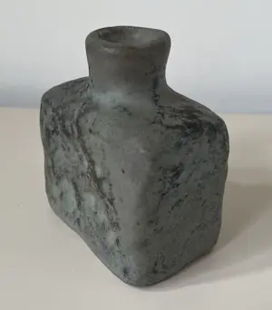 Jaan Mobach - Twee vintage blokvaasjes kopen? Bied vanaf 50!