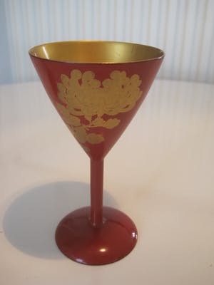 Niet of onleesbaar gesigneerd - Japans Makie lakwerk zes houten bekertjes kopen? Bied vanaf 10!