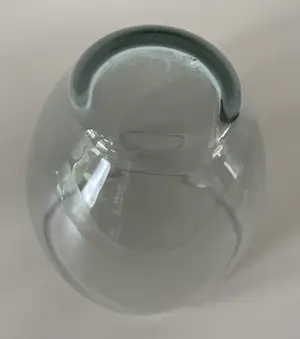 Andries Dirk Copier - Twee staalblauwe glazen waterbekers - Glasfabriek Leerdam kopen? Bied vanaf 40!