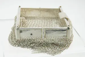 78 - Volledig handgemaakt 2e ghlt zilveren beursje gekeurd met oa. meesterteken kopen? Bied vanaf 110!