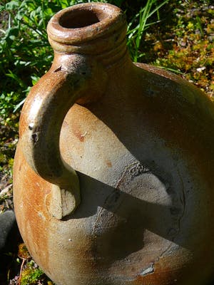 Niet of onleesbaar gesigneerd - Grote baardkruik (zonder baard) kopen? Bied vanaf 1!