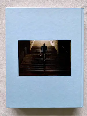 Erwin Olaf - I Am - gesigneerd exemplaar; Nederlandse versie kopen? Bied vanaf 80!