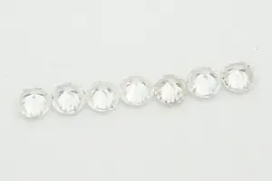 82- Lot bestaande uit 7 briljant geslepen diamantjes totaal ca. 1.10ct kopen? Bied vanaf 50!