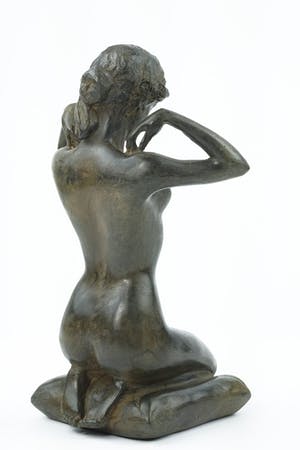 Pierre Chenet - Bronzen beeld van vrouwelijk naakt met halsketting kopen? Bied vanaf 295!