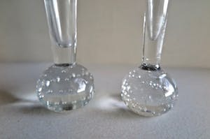 Elme Glasbruk - en Aseda Glasbrük - Collectie 9 Zweedse Solifleurs/Spijkervaasjes - 60-er jaren kopen? Bied vanaf 69!
