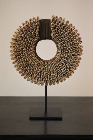 Nieuw-Guinea - Schelpenketting kopen? Bied vanaf 25!