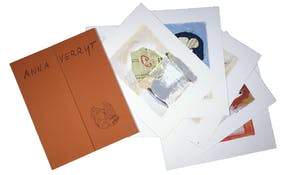 Anna Verrijt - Portfolio met 5 zeefdrukken in bijbehorende map, Scraps I t/m V kopen? Bied vanaf 1!